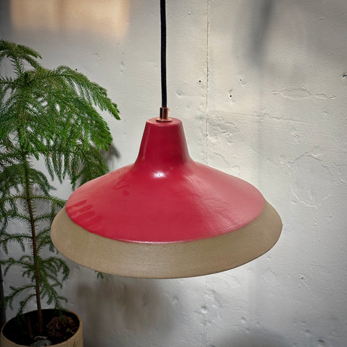 BARNSHADE - SOLID RED W/ RAW CLAY RIM