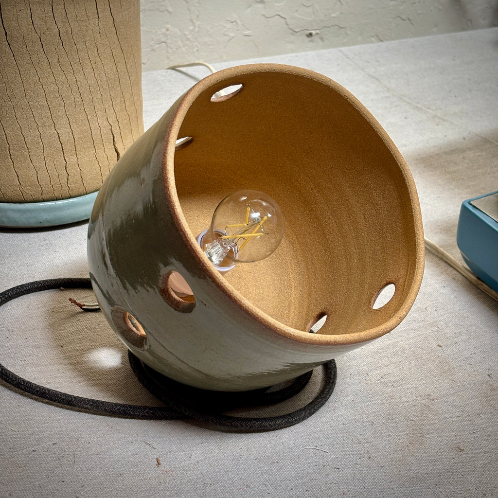 BEEHIVE - TEAL W/ HOLES