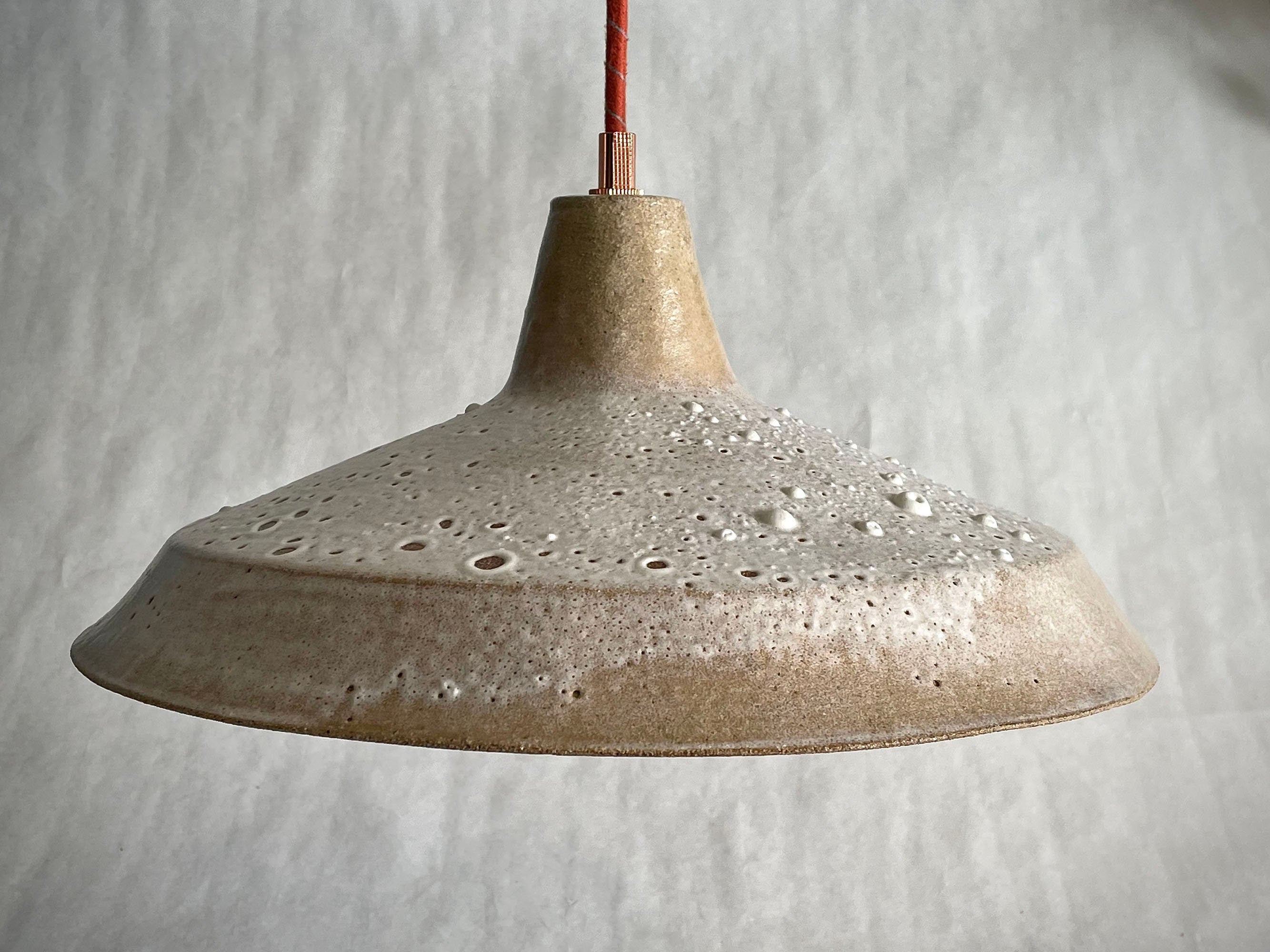 13.5 DIMPLED AND BUBBLED BARN SHADE PENDENT LAMP