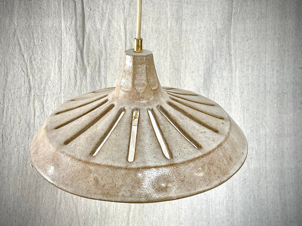 13.5” NATURAL BARN SHADE