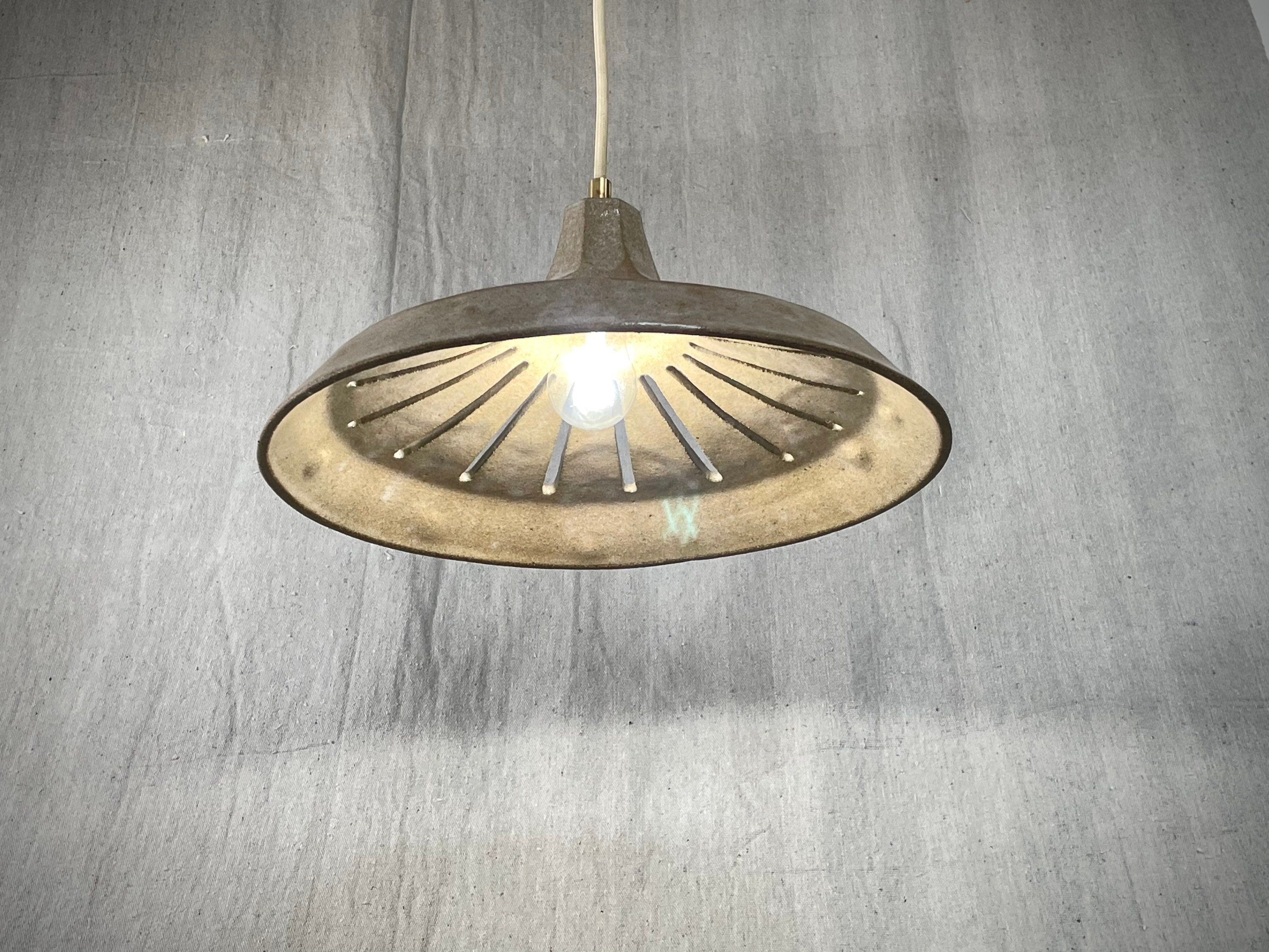 13.5” NATURAL BARN SHADE