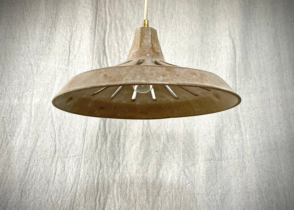 13.5” NATURAL BARN SHADE
