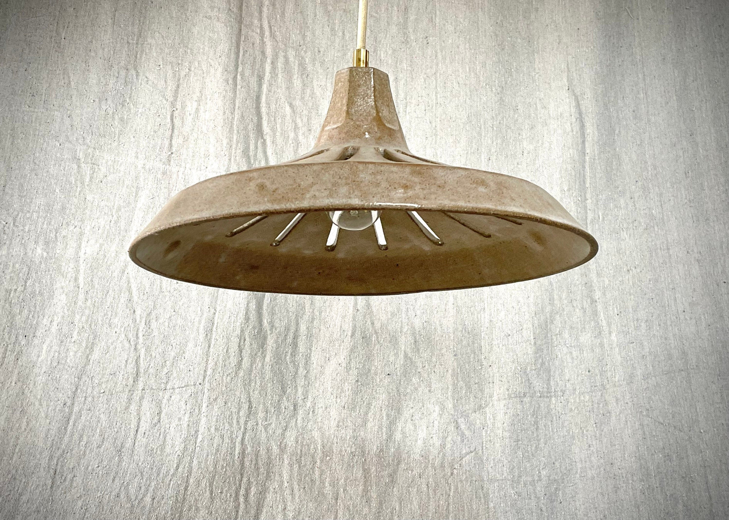 13.5” NATURAL BARN SHADE
