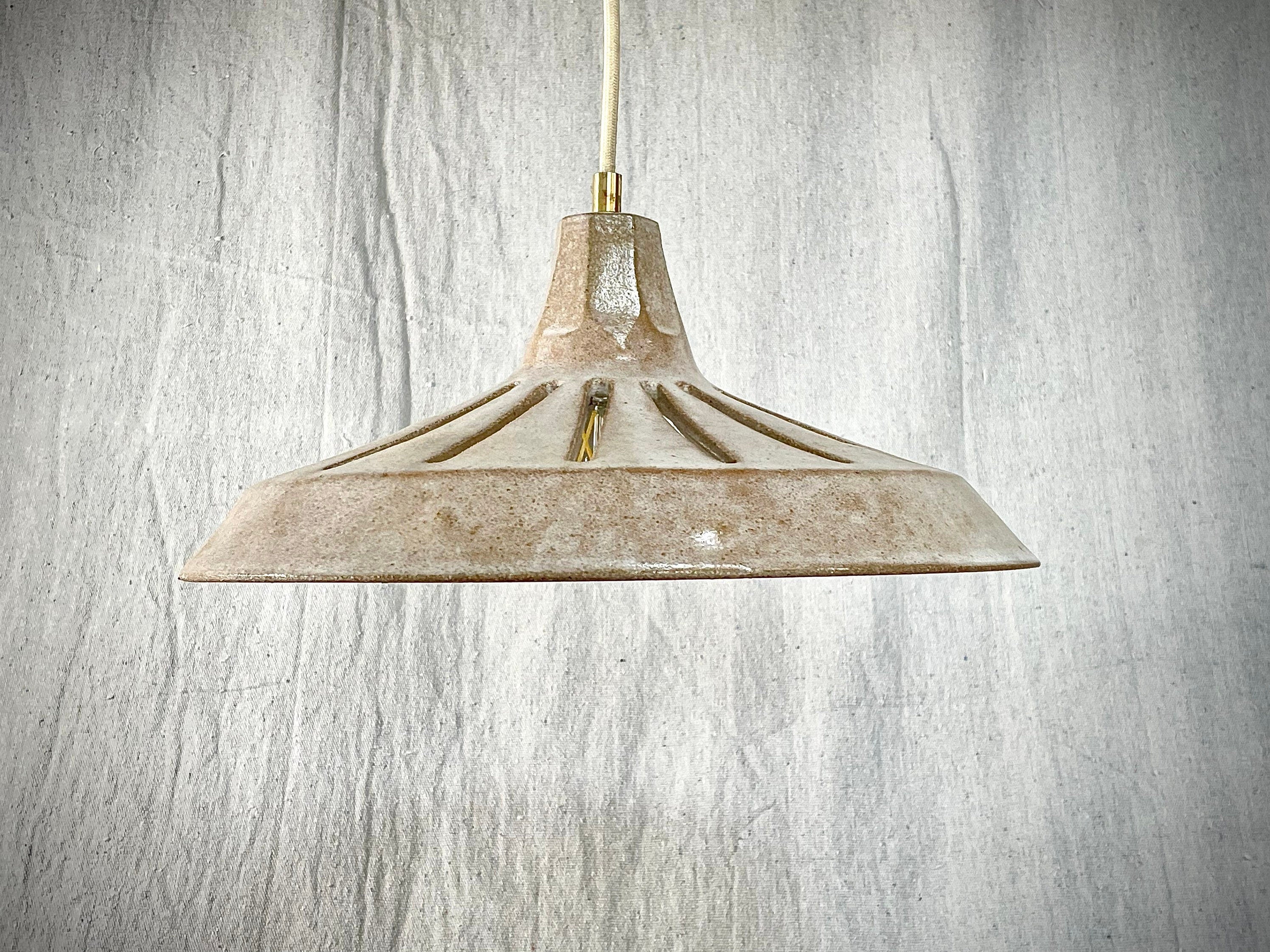 13.5” NATURAL BARN SHADE