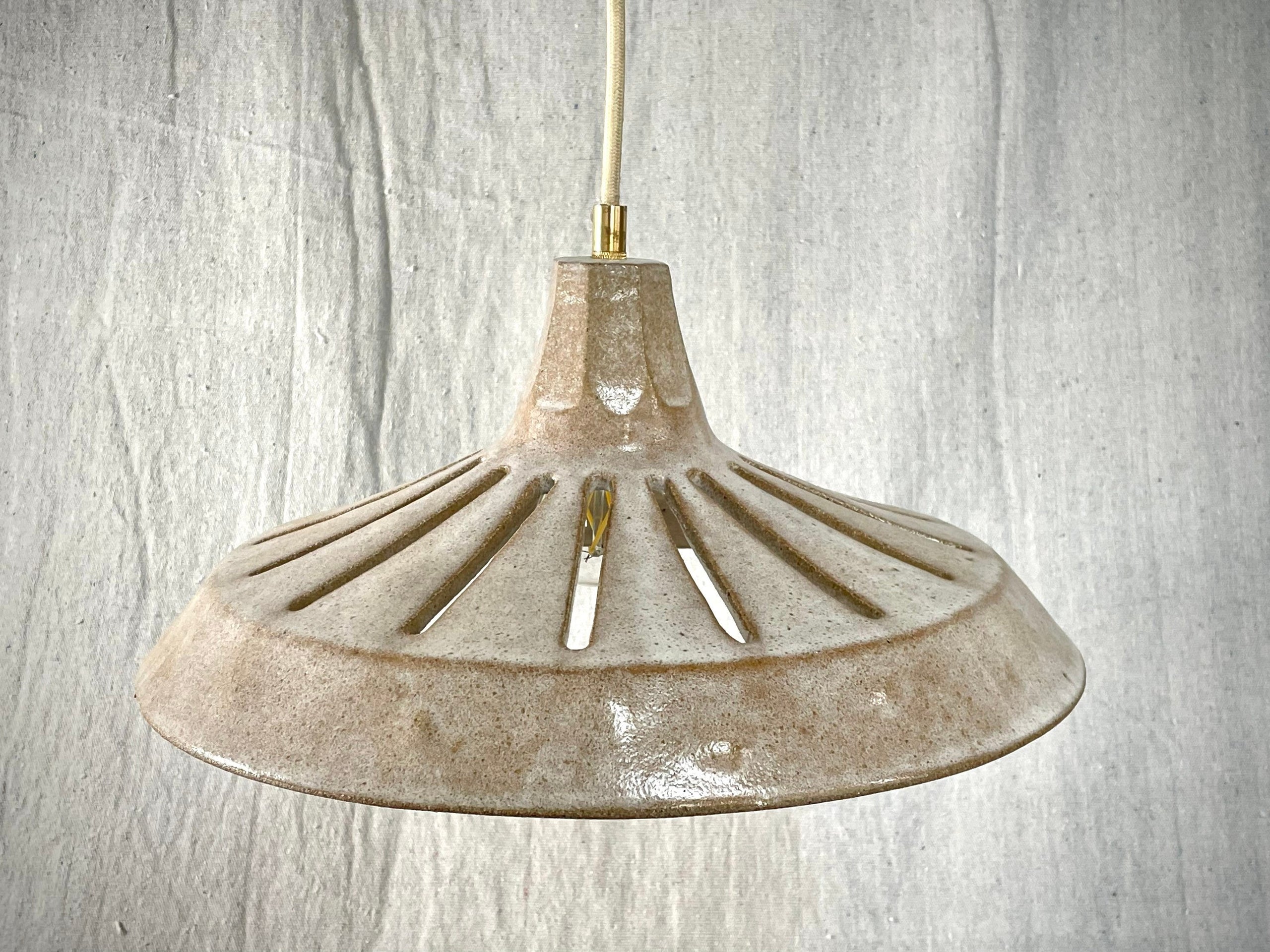 13.5” NATURAL BARN SHADE