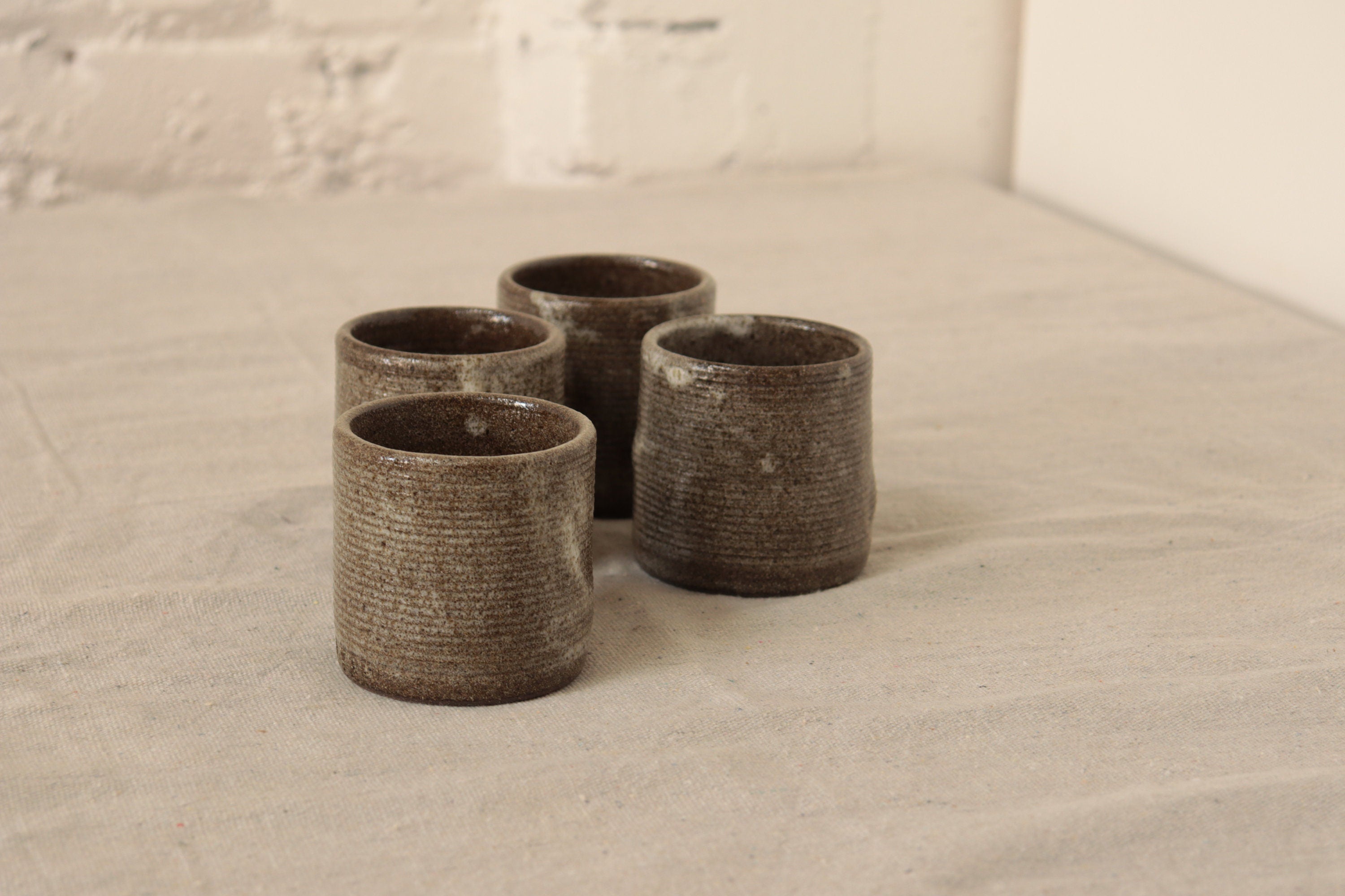 SET OF CUPS, NO HANDLES