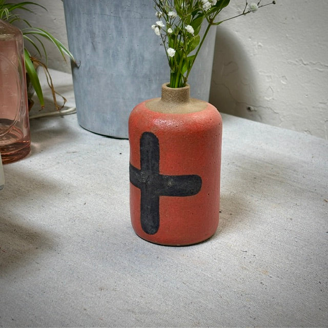 FLOWER VASE - RED & BLACK