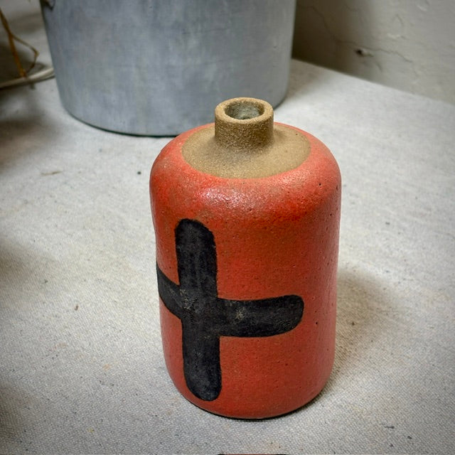 FLOWER VASE - RED & BLACK