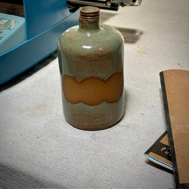 FLOWER VASE - MOSS W/ THREE CIRCLES