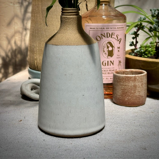 FLOWER VASE - WHITE W/ RAW RIM