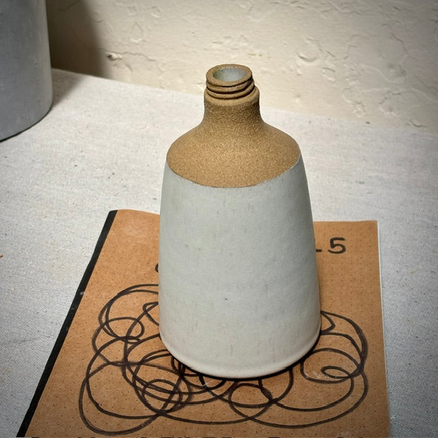 FLOWER VASE - WHITE W/ RAW RIM